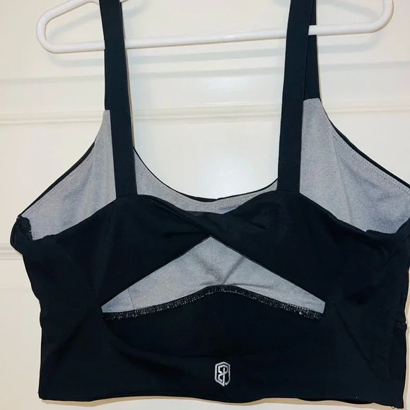Born Primitive Your Go to Sports Bra (Black) Medium - Picture 5 of 6